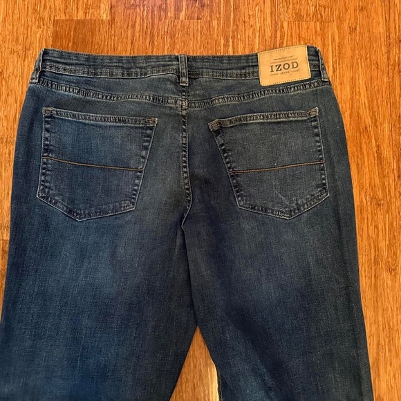 Dark blue IZOD relaxed fit jeans size 38 length 32 - Picture 6 of 6